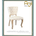 Modern Tuffed Dining Chair with Buttons for Furniture